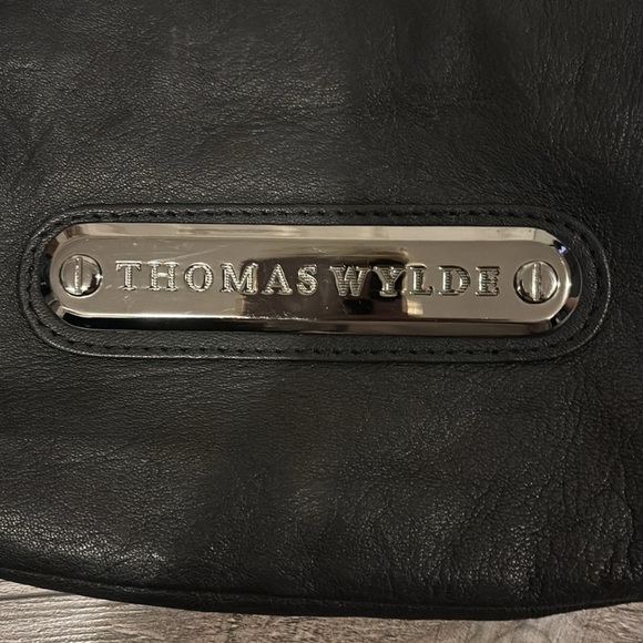 Vintage THOMAS WYLDE Motor Chain SCORPION Black Leather Shoulder Bag Purse - Picture 4 of 13